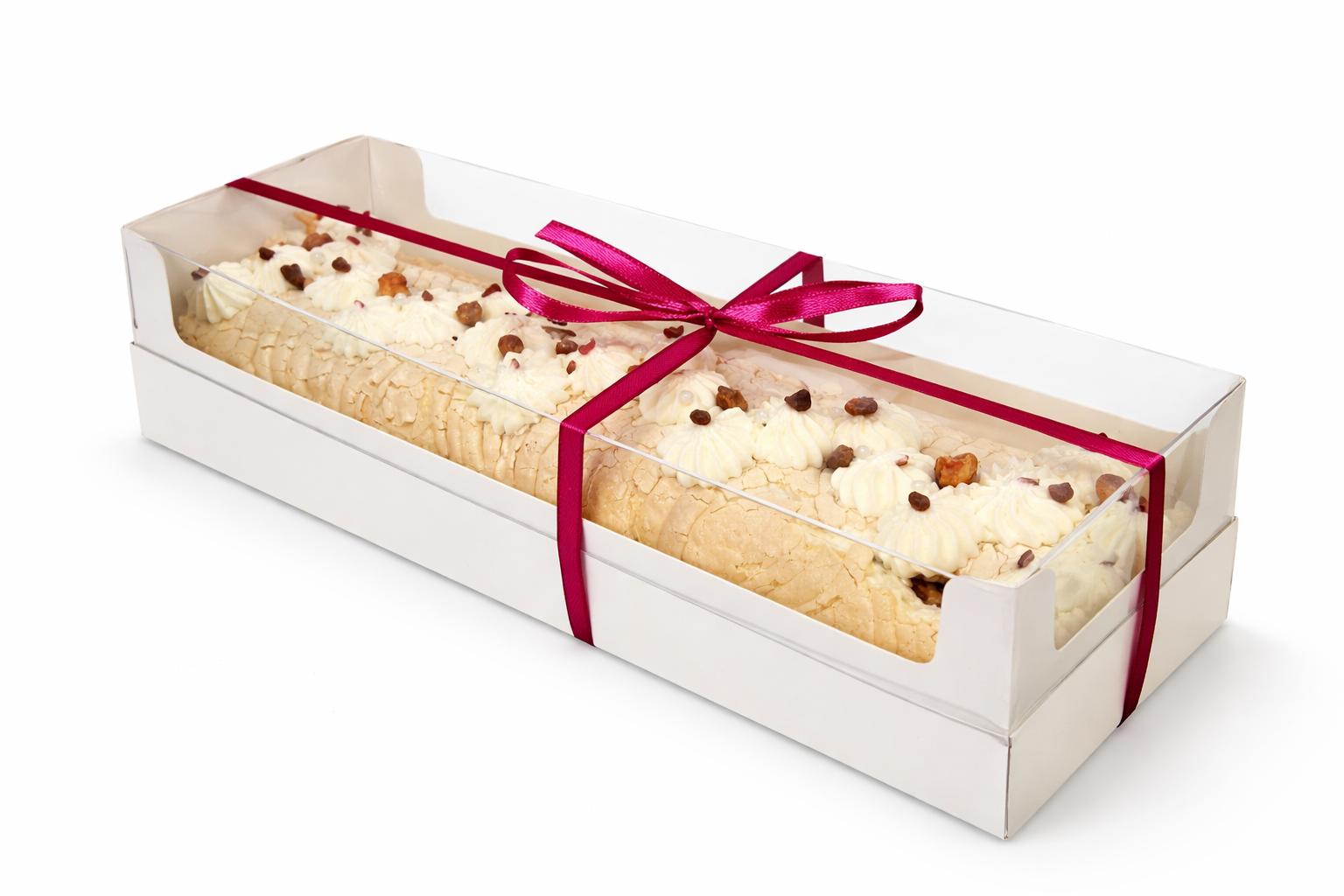 Клубничный меренговый рулет